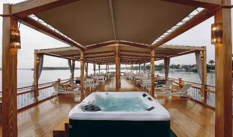 Jacuzzi sulla Dahabeya Luxor Aswan: La Rose