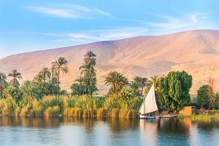 banana island luxor